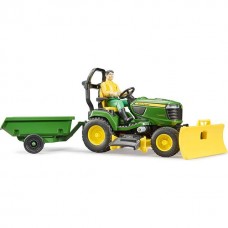 Bruder Bworld John Deere grästraktor med släp 62104